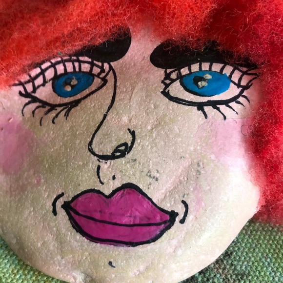 Rock faces painted w/ acrylic paint, big Lips! - Picture 2 of 7